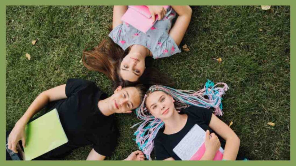 Impact of Green Grass Lawn Care on Your Home’s Look