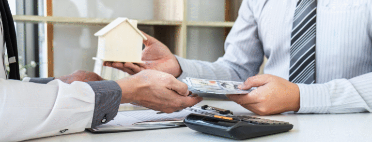 The Hidden Psychology Behind Getting Top Dollar When You Sell: What Selling Experts Know About Buyer Behavior