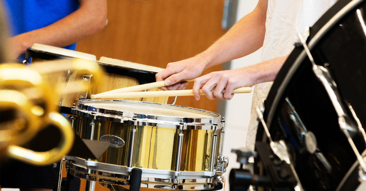 Why Event Organisers Often Choose Drum Kit Hire for Concerts - Ecomagazine